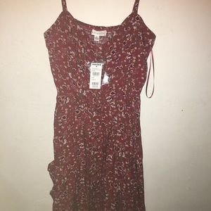 Burgundy floral dress 🌺🌸💐